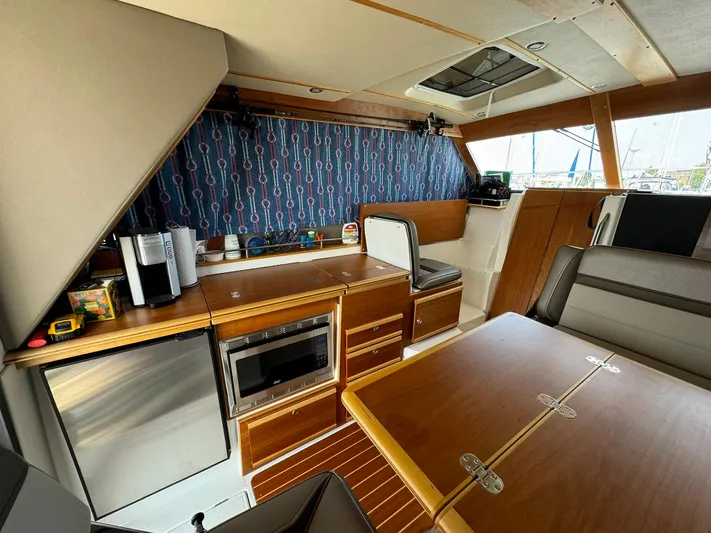 Watts Up Yacht Photos Pics 