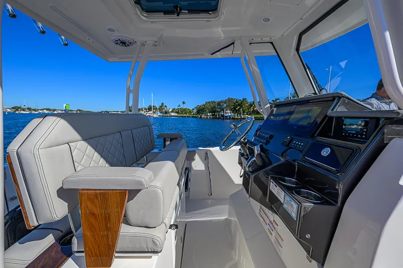 Steelhead Yacht Photos Pics 