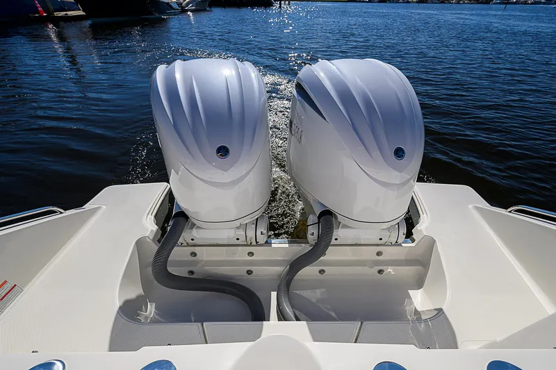 Steelhead Yacht Photos Pics 