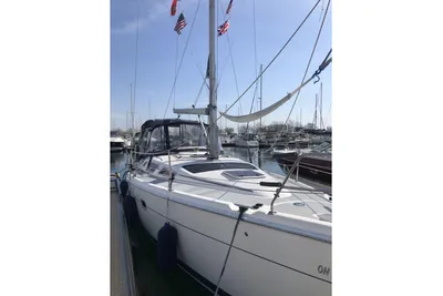 Hunter 36