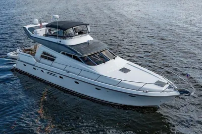 Johnson High Tech Euro Motoryacht