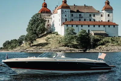 Chris-Craft Launch 27