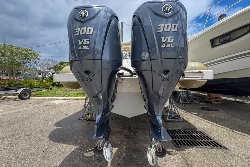  Yacht Photos Pics Twin Yamaha 300 V6 outboard engines on a 2023 Tender Impertus 36 boat.