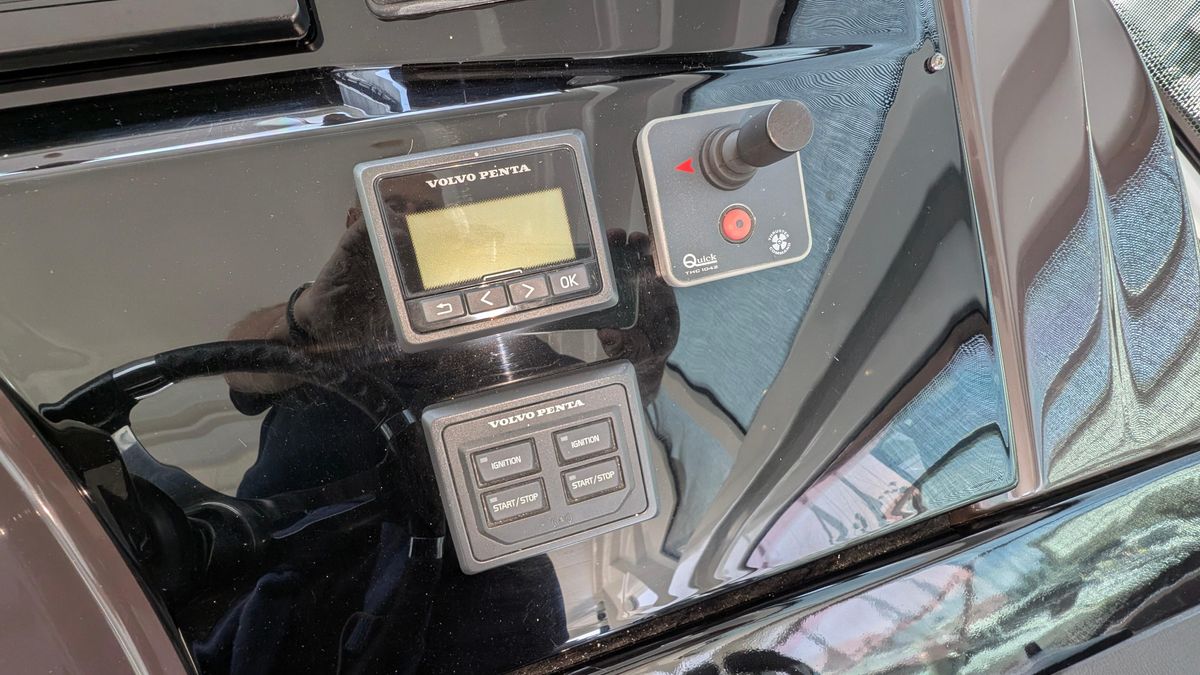 2019 Beneteau 46 