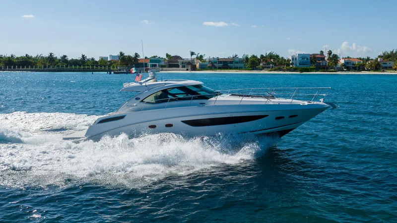 T Yacht Photos Pics 