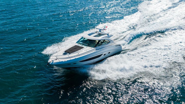 2013-47-sea-ray-470-sundancer