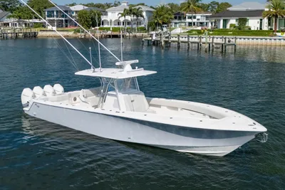 SeaVee 390B