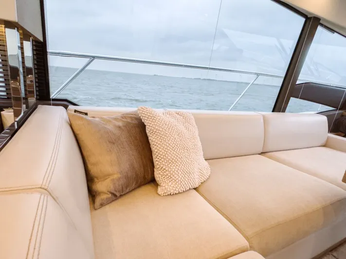 520s Yacht Photos Pics 