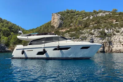 Ferretti Yachts 450