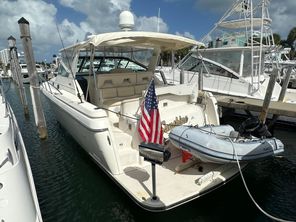 Tiara Yachts 4000 Express
