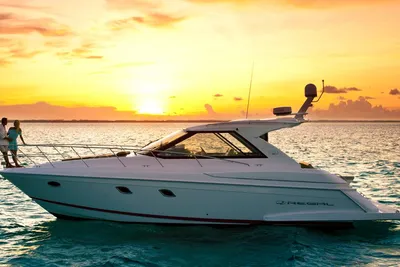 Regal 42 Sport Coupe