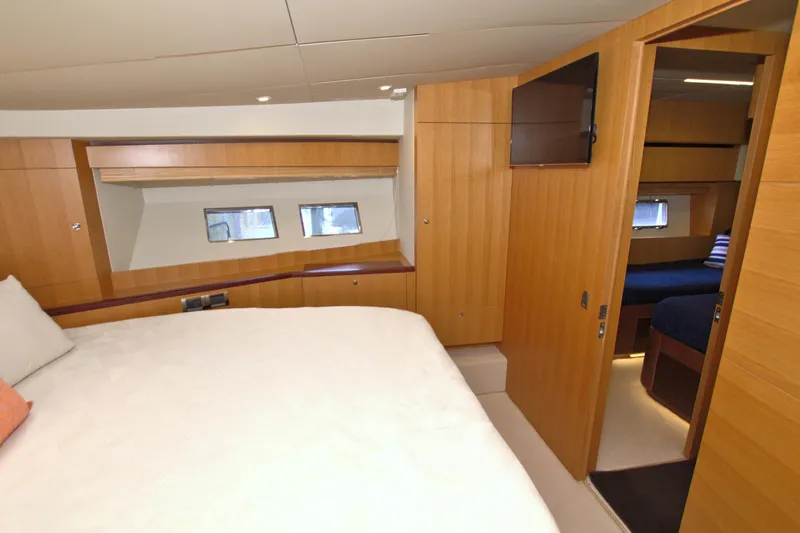 Wanderlust Yacht Photos Pics 