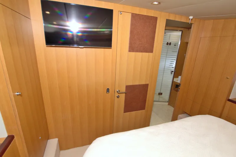 Wanderlust Yacht Photos Pics 