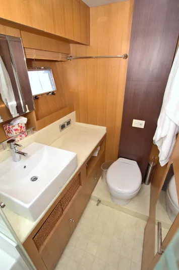 Wanderlust Yacht Photos Pics 