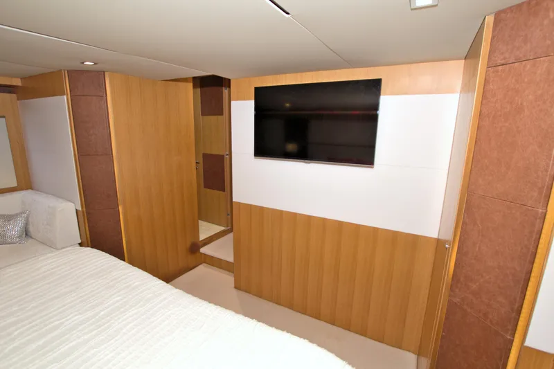 Wanderlust Yacht Photos Pics 