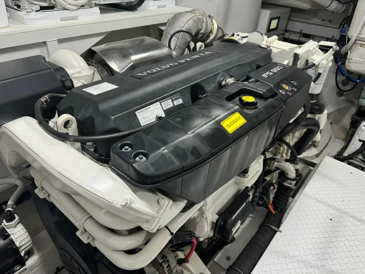 The 7 C's Yacht Photos Pics 