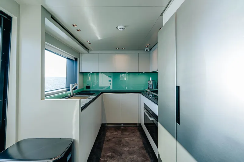 Sx88 Yacht Photos Pics 