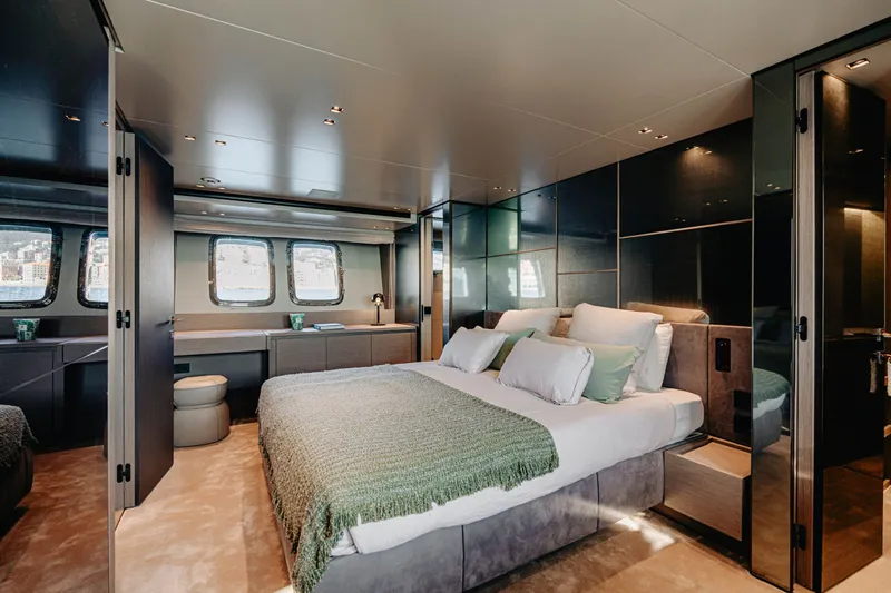 Sx88 Yacht Photos Pics 