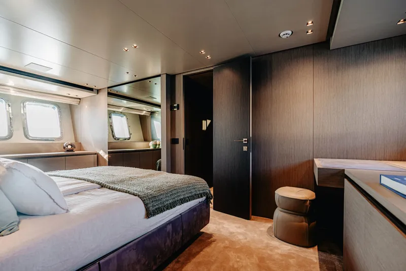 Sx88 Yacht Photos Pics 