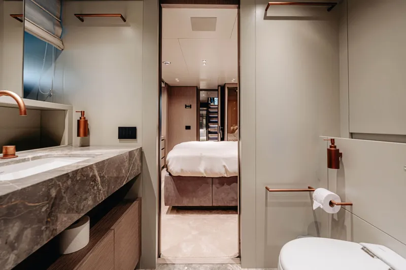 Sx88 Yacht Photos Pics 