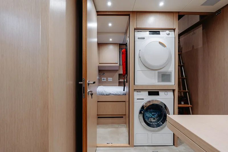 Sx88 Yacht Photos Pics 