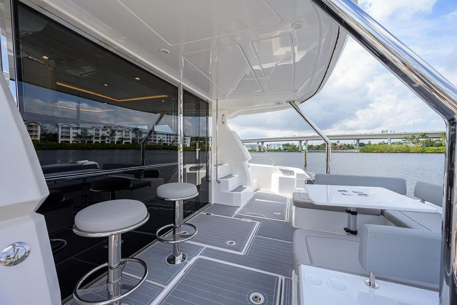 2021 Aquila 44 Yacht