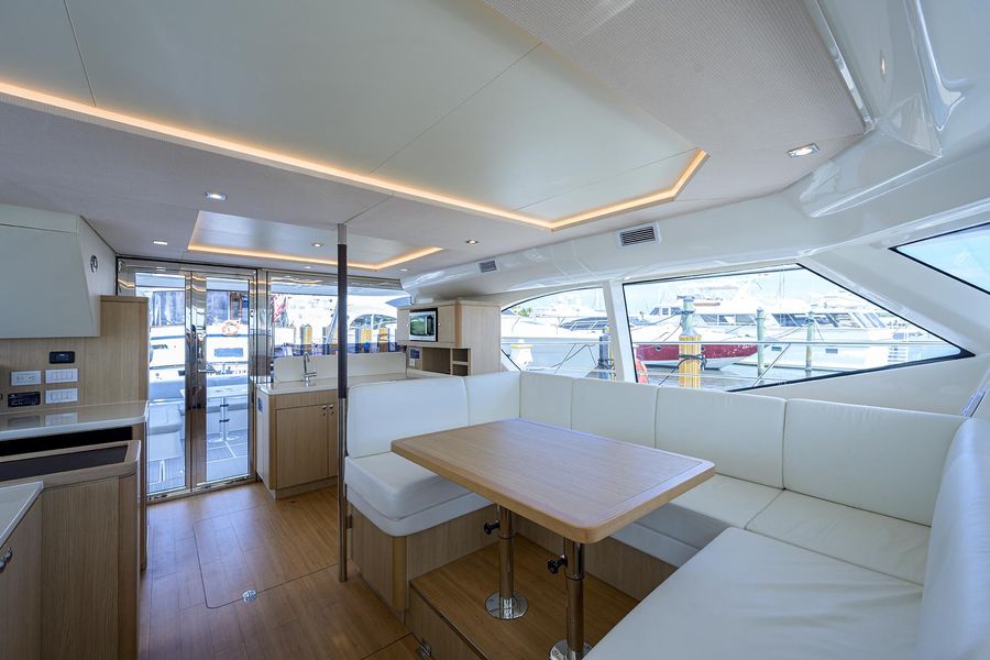 2021 Aquila 44 Yacht
