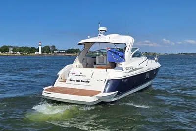 2007 Cruisers Yachts 420 Express