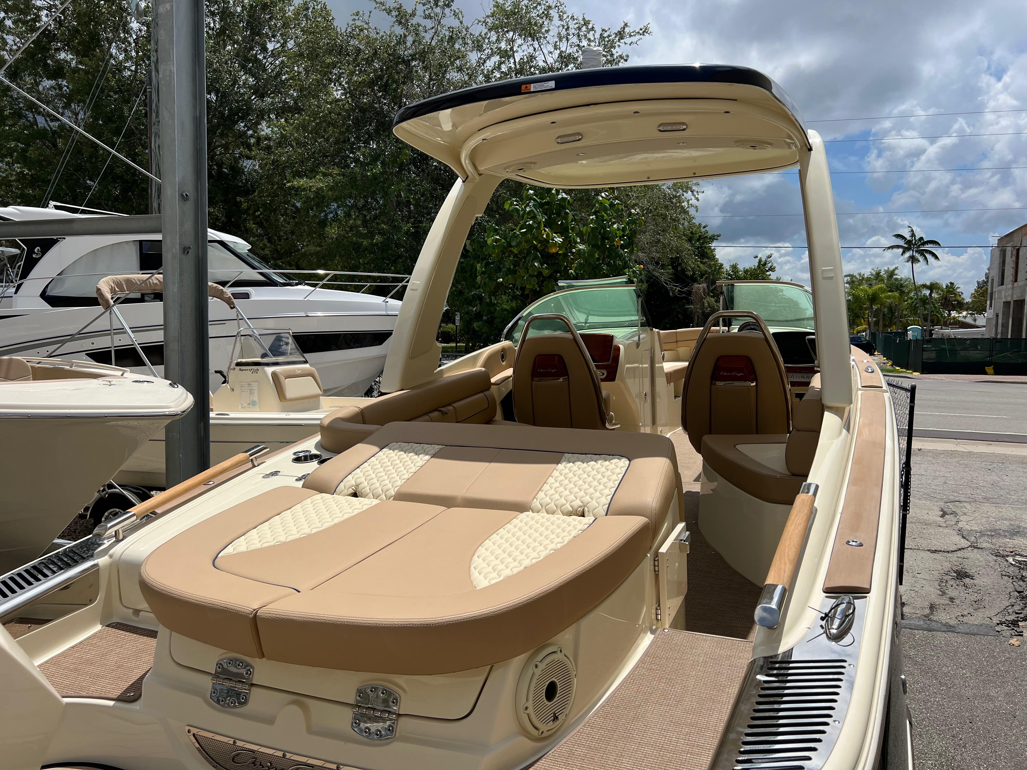 2024 Chris-Craft Launch 25 GT Bowrider for sale - YachtWorld 2024 Chris-Craft Launch 25 GT Bowrider for sale - YachtWorld