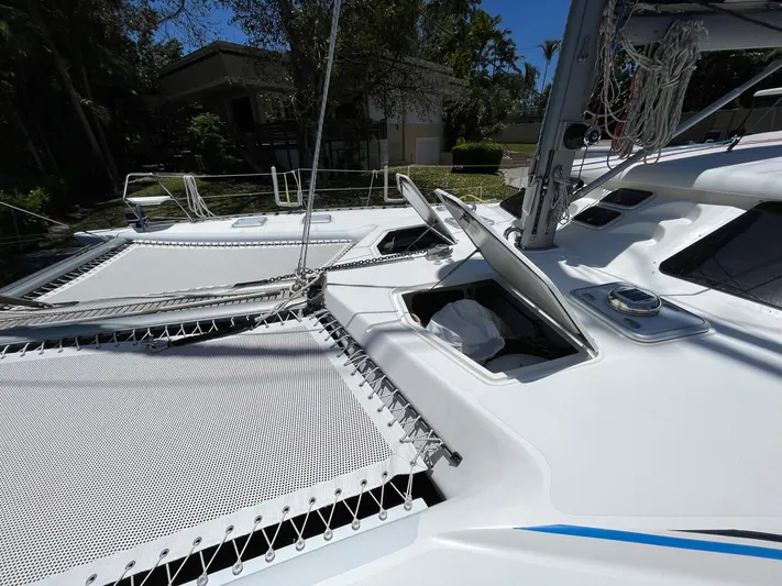  Yacht Photos Pics 2016 Knysna 500 SE catamaran with open deck hatch.