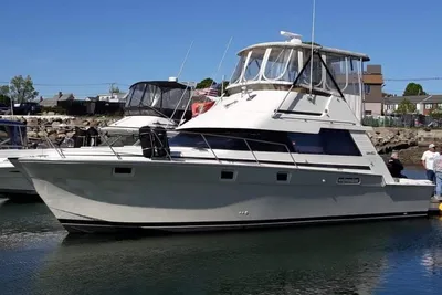 Luhrs 40 Convertible