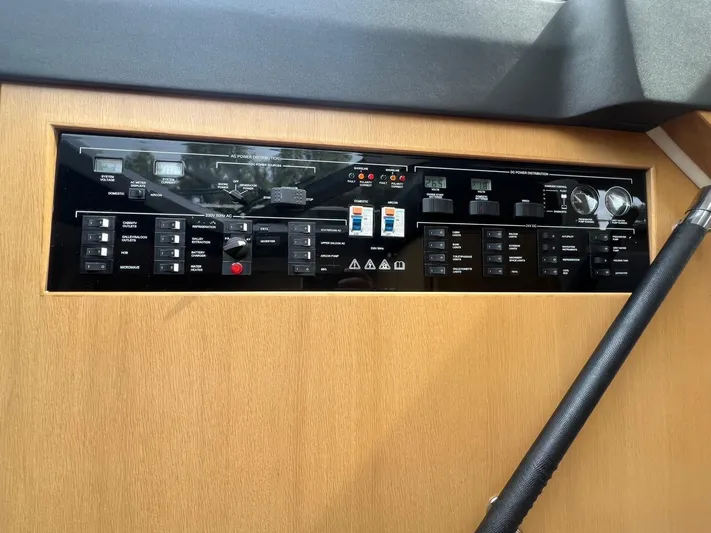 V52 Yacht Photos Pics 