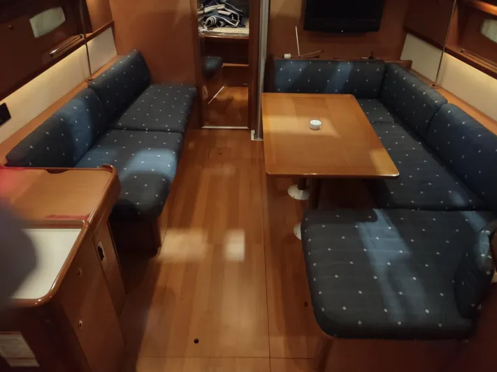 Scintillation Yacht Photos Pics 