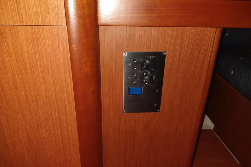 Scintillation Yacht Photos Pics 