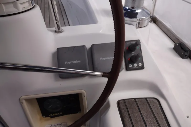 Scintillation Yacht Photos Pics 