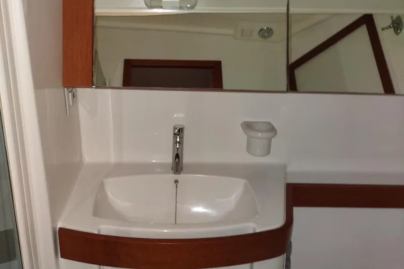 Scintillation Yacht Photos Pics 