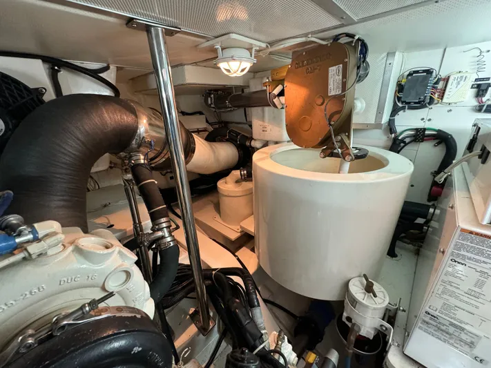 Hezitation Yacht Photos Pics 