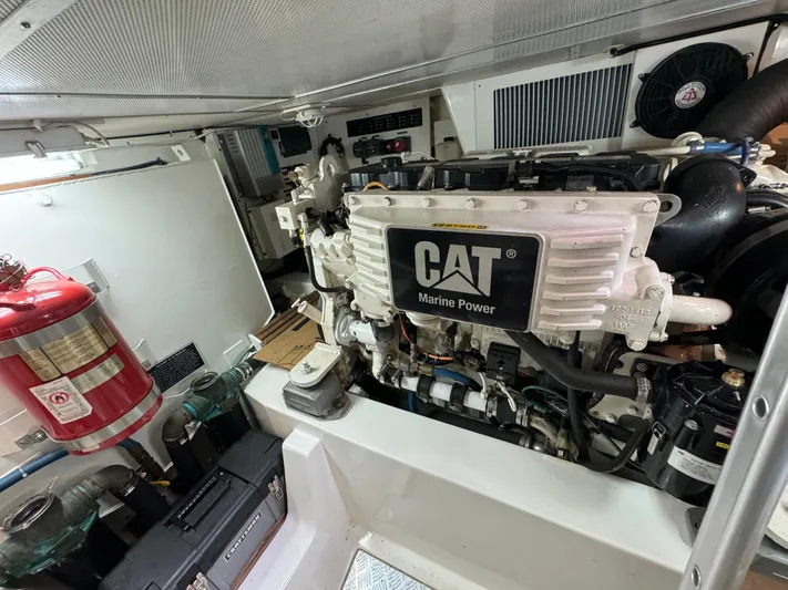 Hezitation Yacht Photos Pics 