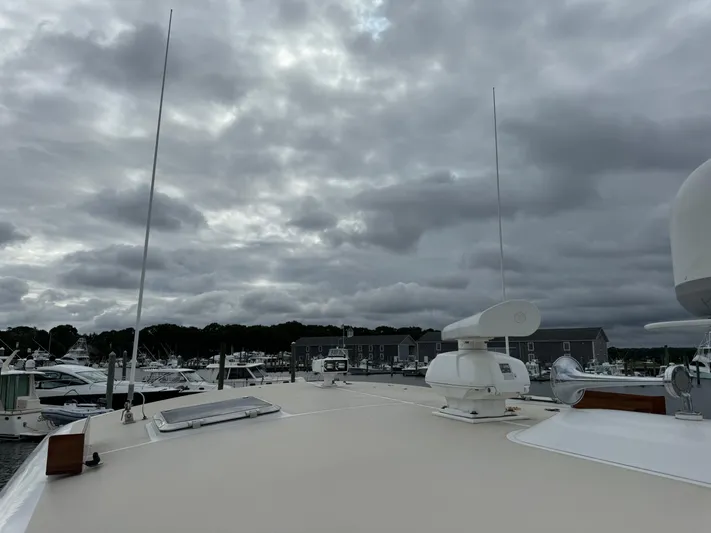 Hezitation Yacht Photos Pics 