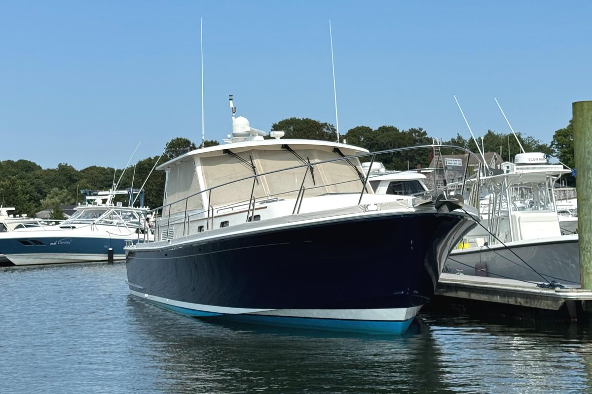 2009 Grand Banks 45 
