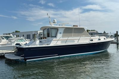 Yacht