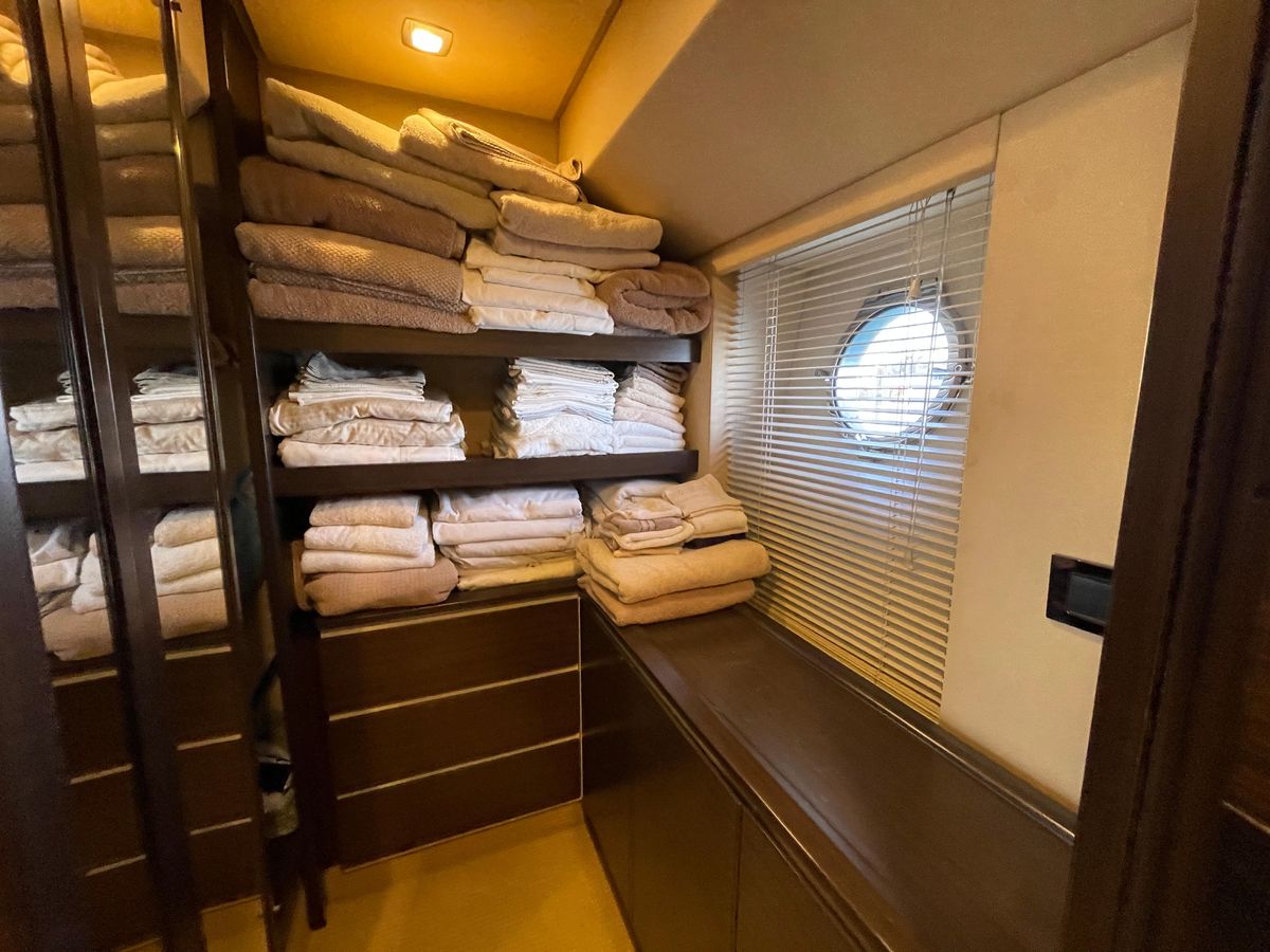 2014 Azimut 70 