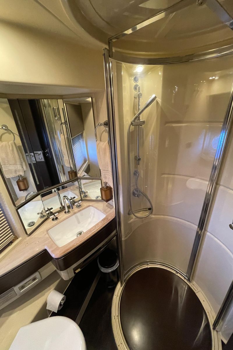 2014 Azimut 70 