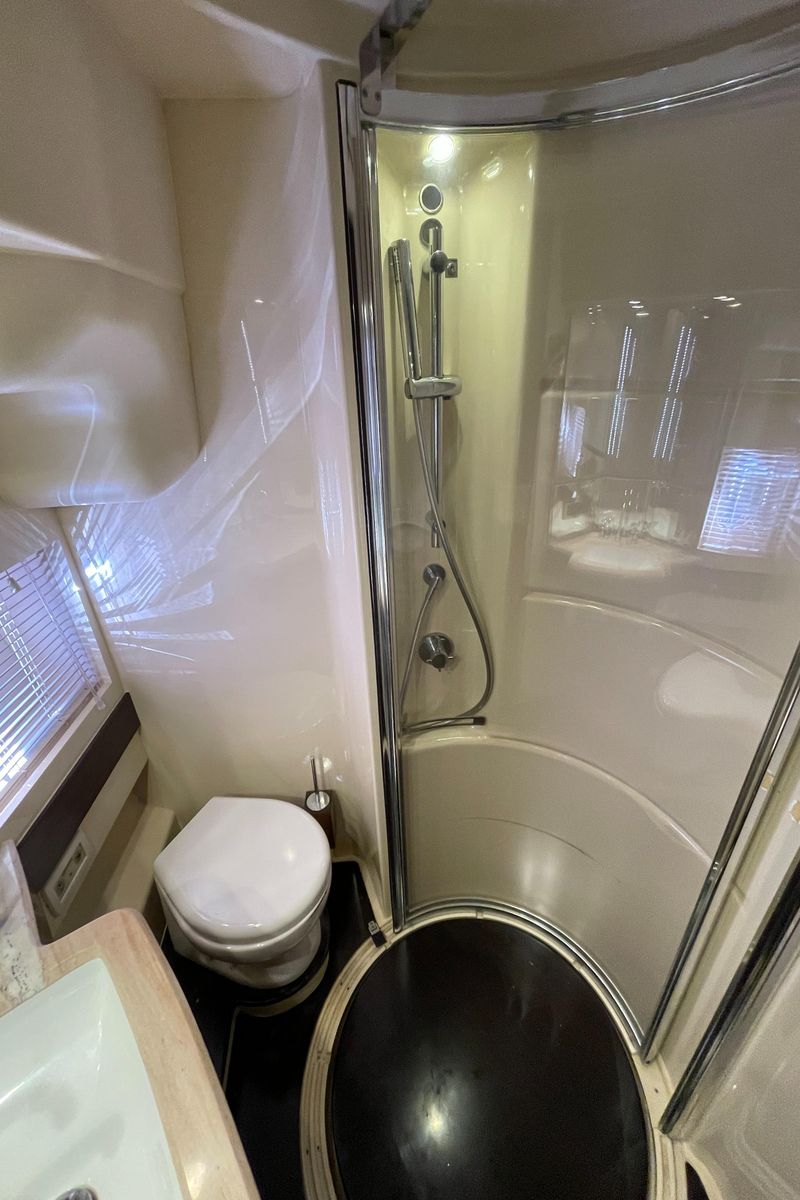 2014 Azimut 70 