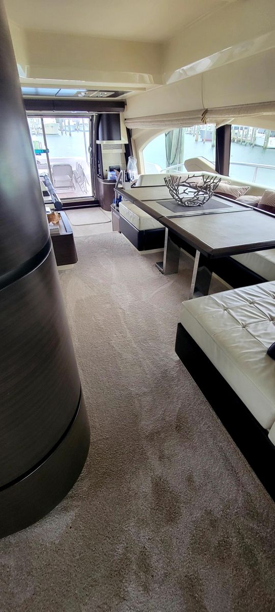 2014 Azimut 70 