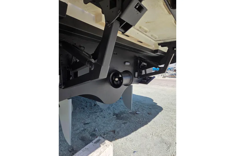 Emma Yacht Photos Pics Bottom Paint 10-23-2025