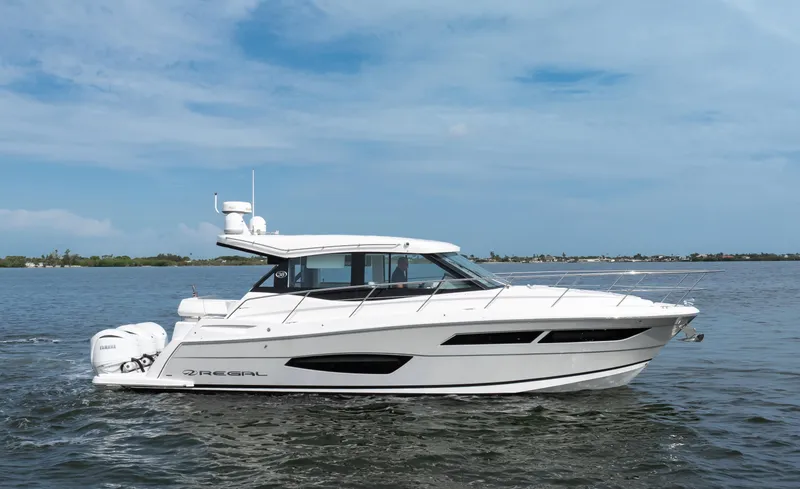 Lady G Yacht Photos Pics Regal XO 38 Lady G- Profile