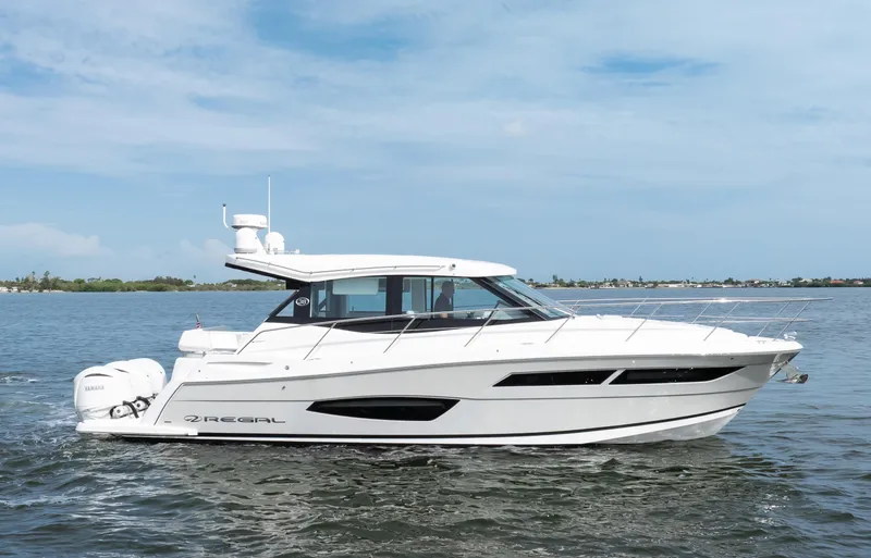 Lady G Yacht Photos Pics Regal XO 38 Lady G- Profile