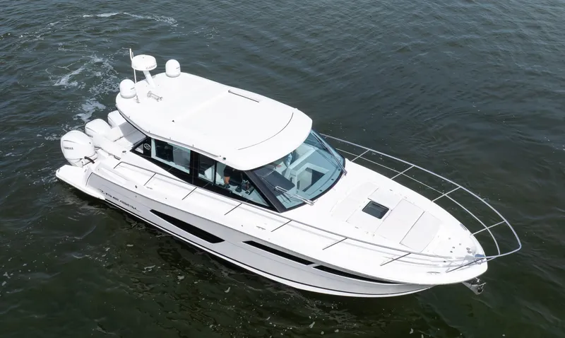 Lady G Yacht Photos Pics Regal XO 38 Lady G- Profile