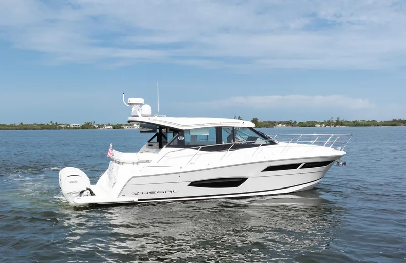 Lady G Yacht Photos Pics Regal XO 38 Lady G- Profile